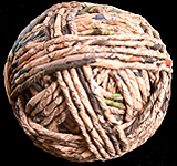 Scultura di carta riciclata